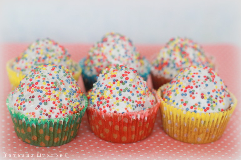 Принимаю заказы на пасхальные капкейки