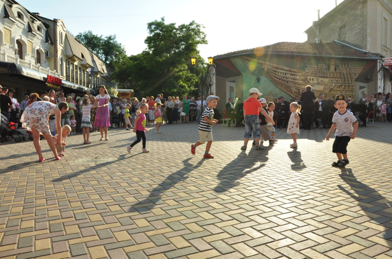 Феодосию посетил фестиваль военных оркестров