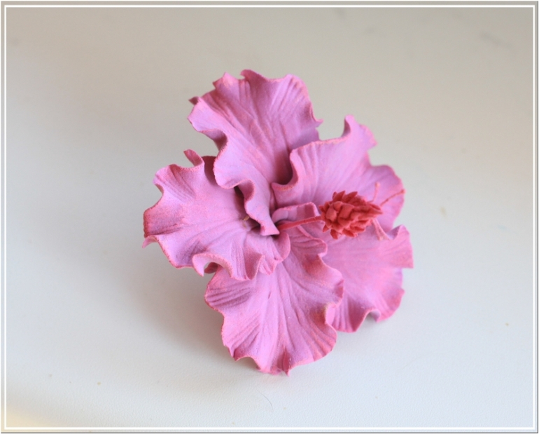 Яркие украшения и аксессуары на лето