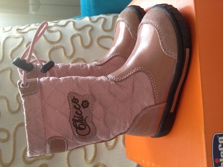 сапожки 2 пары-чикко, тиффлани. 21 разм