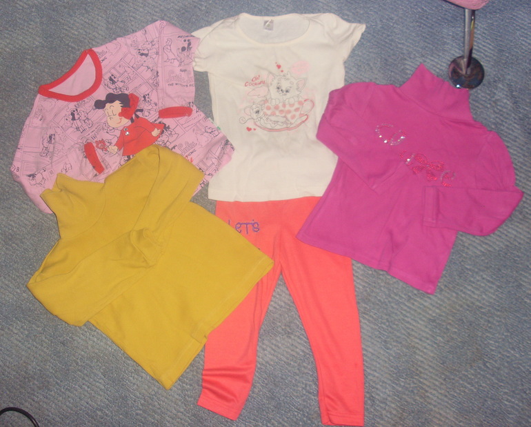 вещи для девочки от о -3 лет бу, есть пакетом.