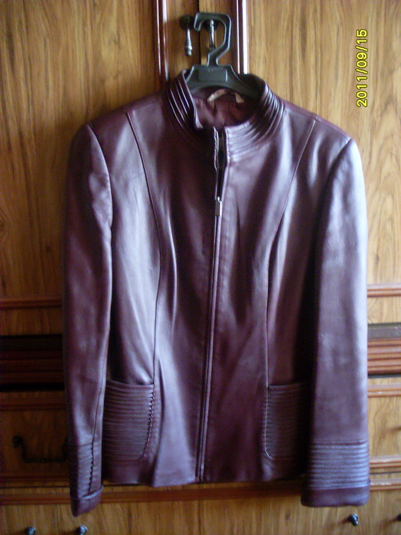 верхняя женская одежда р 44,46