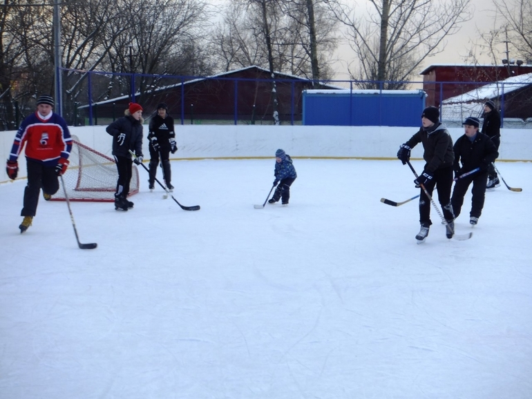 Из хоккеистов в фигуристы и обратно
