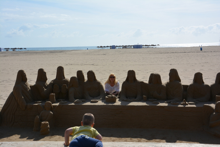 Вернулись из Валенсии