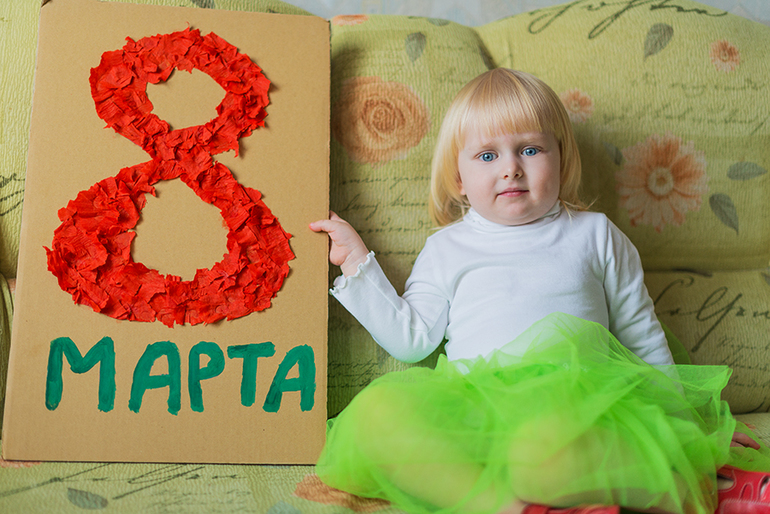 Викуся на 8 марта!