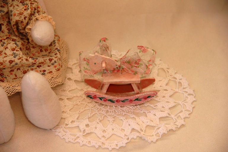 Игровая зайка с лошадкой