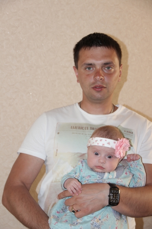 4 месяца моей сладкой дочке*******