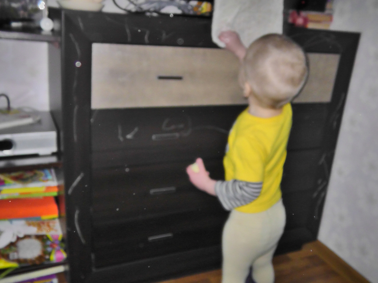 Олежке 2 и 1 добавила фото