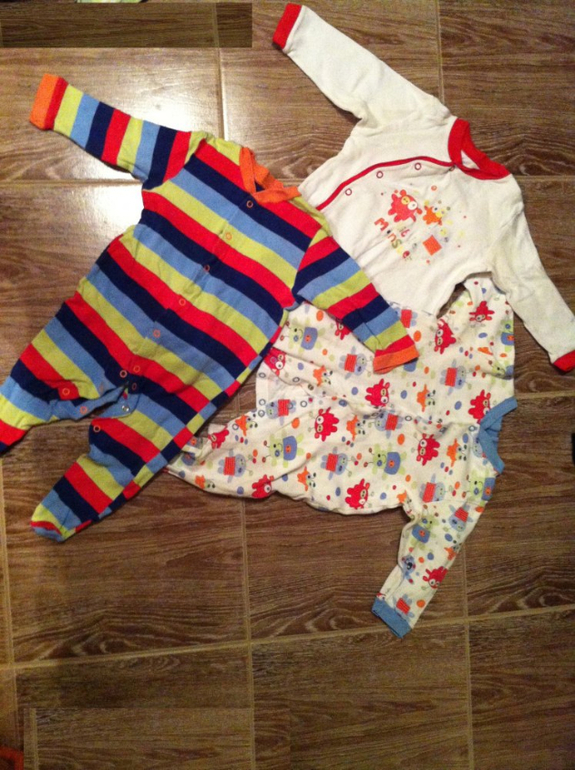 Продам вещи пакетом 6-9 месяцев и 9-12 месяцев