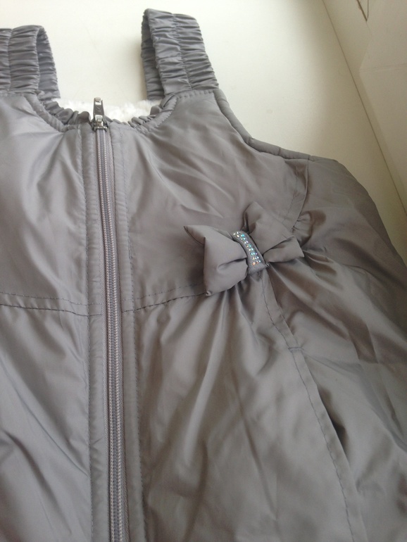 Продам очень красивый комбенизон Войчик(Ceremony), 98 размер. НОВЫЙ!