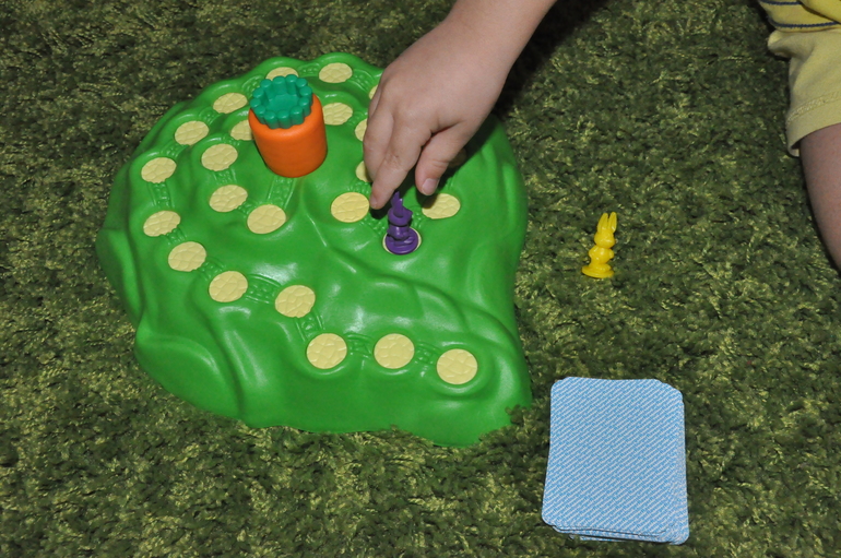 Игромания. Часть 12. К столу! :)