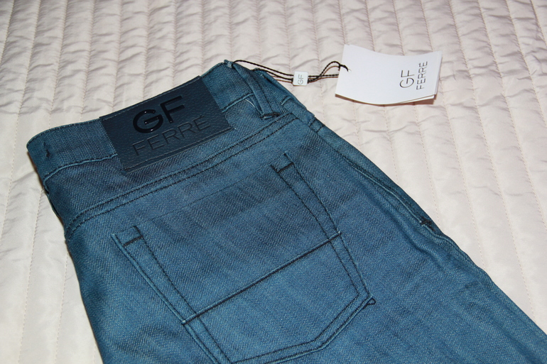 Новая фирменная одежда