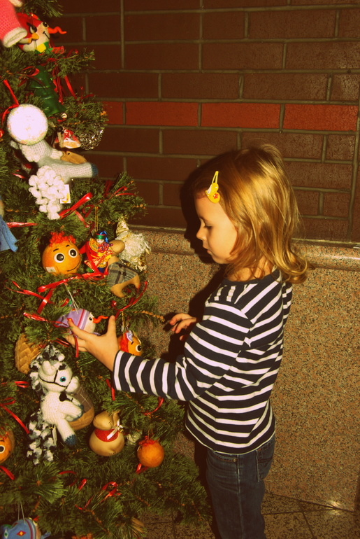 Как же сейчас здорово в магазинах) потихоньку готовимся к новому году)