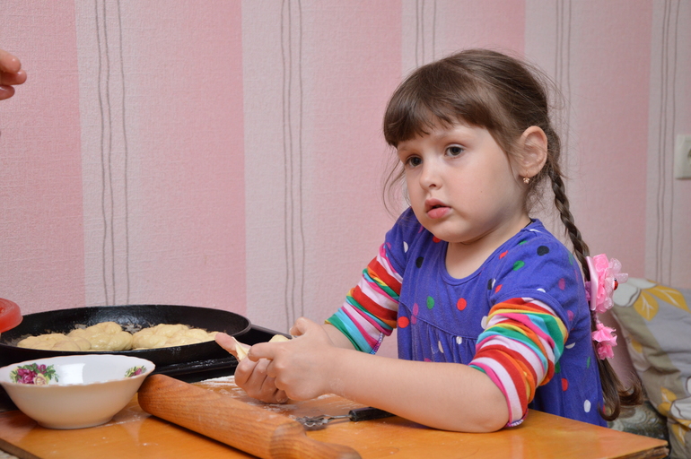 Хорошо у бабушки отдыхать.