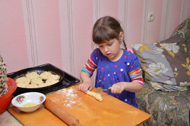 Хорошо у бабушки отдыхать.