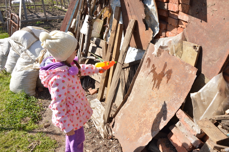 Хорошо у бабушки отдыхать.