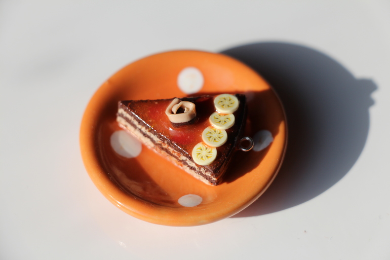 Сладости... много...