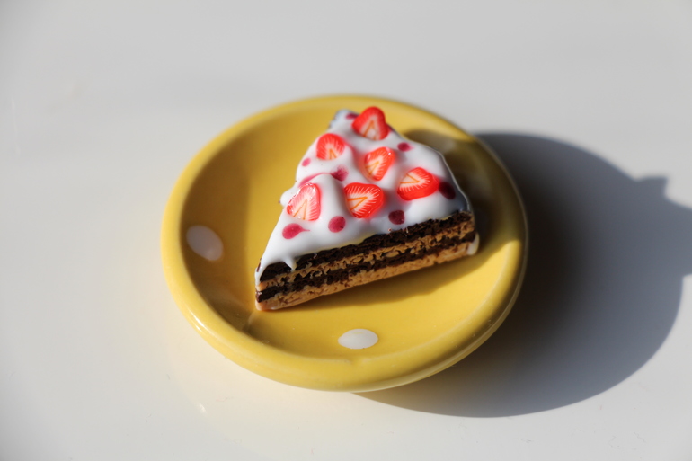 Сладости... много...