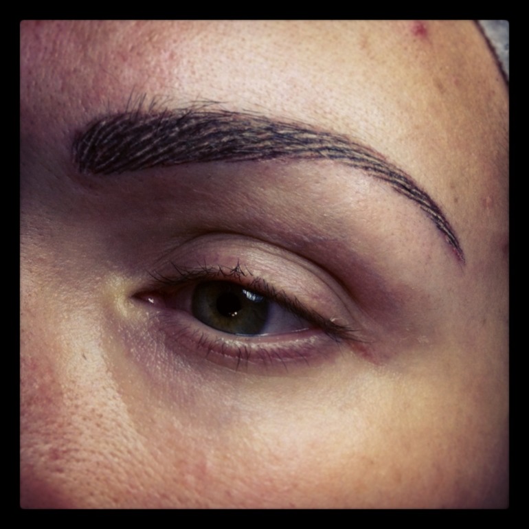 Давненько я тут не появлялась, уж простите...)