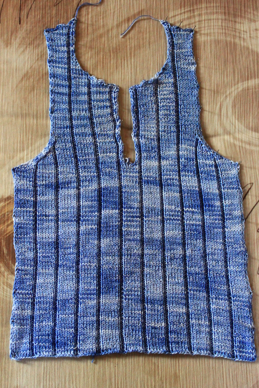 Пуловер со шнуровкой для мальчика