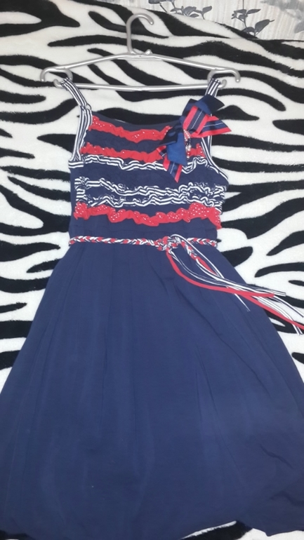 БУ в отличном состоянии на девочку рост 128-140. цены от 100 р