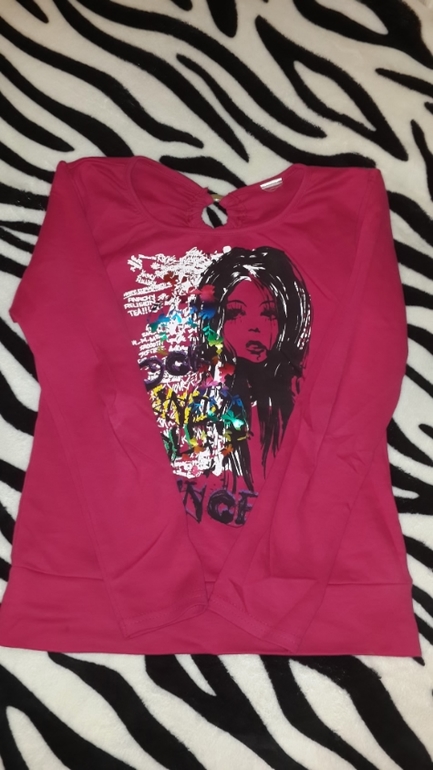 БУ в отличном состоянии на девочку рост 128-140. цены от 100 р