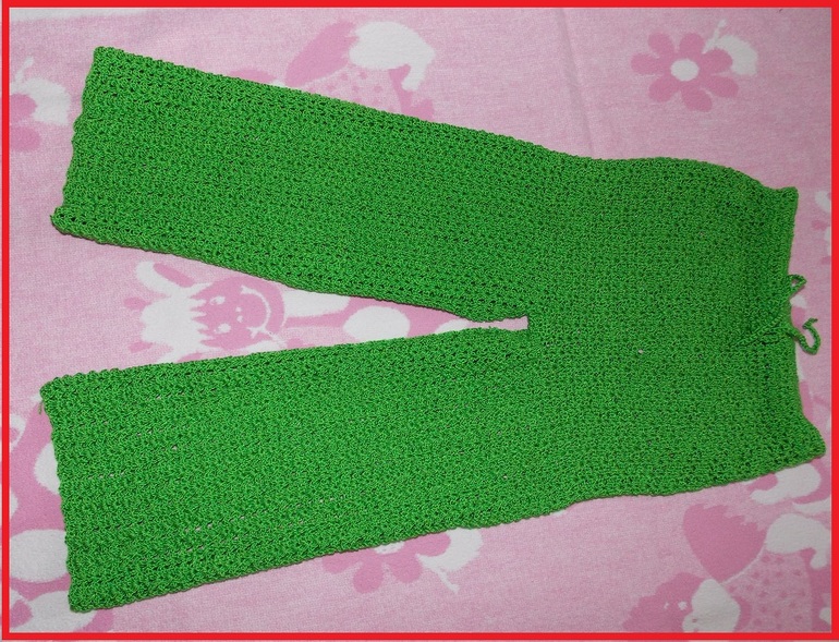 Работа на конкурс.буду вязать  крючком летние брючки для малышки.