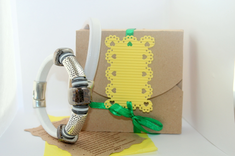 Сет из двух браслетов