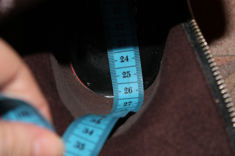 Сапоги лаковая кожа Eli (Испания)р. 40. Новые. Цена 5300 руб. Почта.