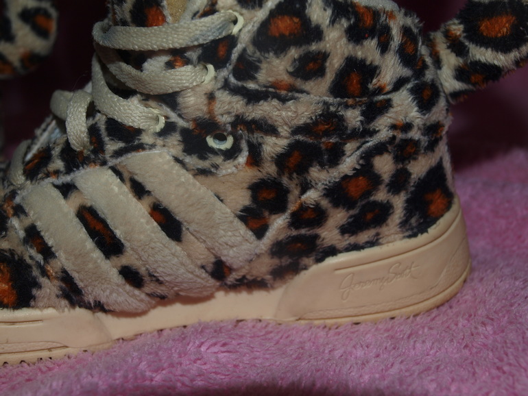 Кросовки Adidas р.23