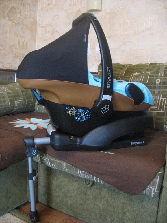 Maxi-Cosi Pebble + ременная база EasyBase2+ Подарки 7500руб.