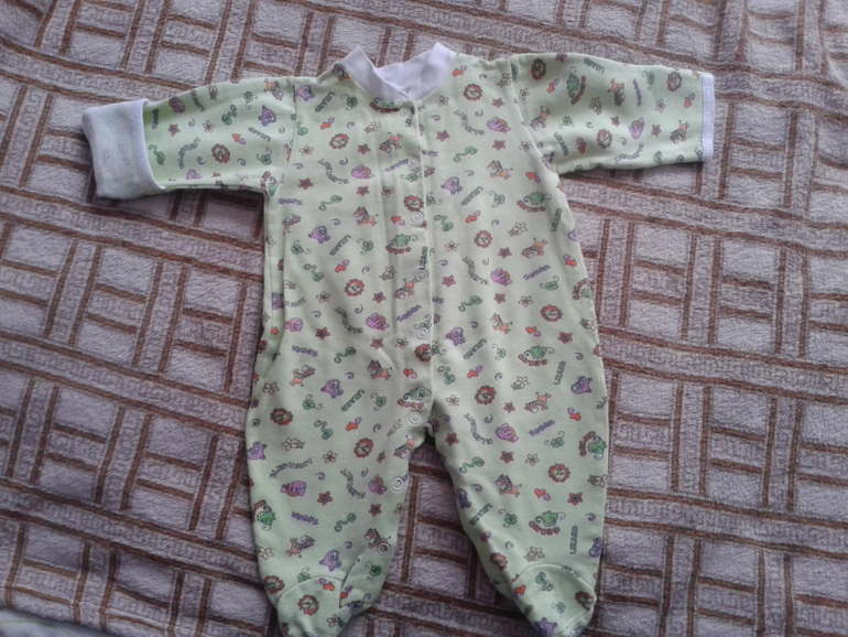 ПРОДАМ ПАКЕТОМ ВЕЩИ НА МАЛЬЧИКА.