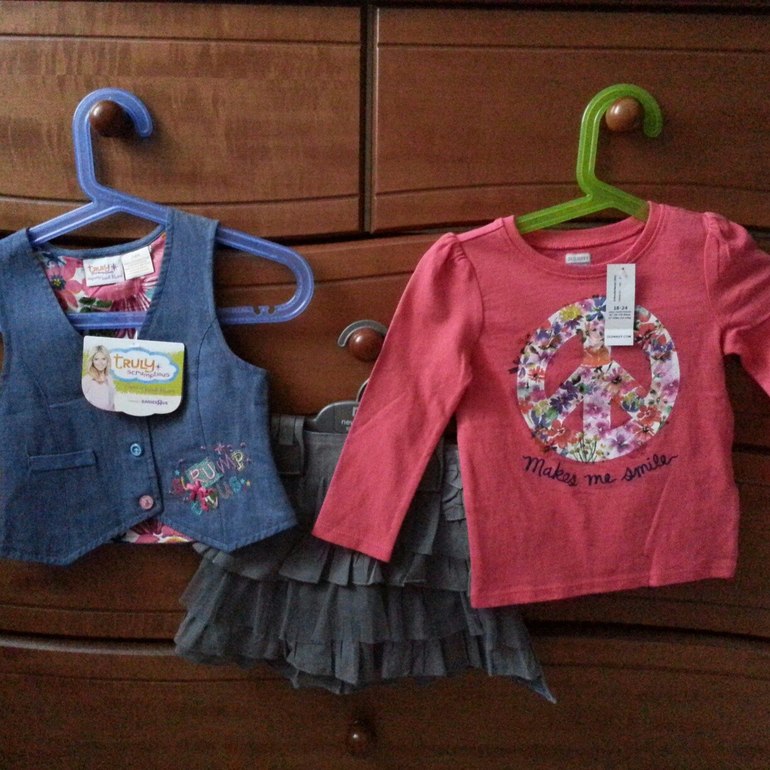 Что надеть дочке вечером