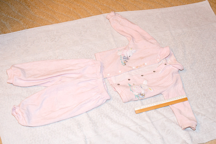 Разобрала детские вещи, всё на продажу. И немного взрослых вещей тоже (в конце списка).