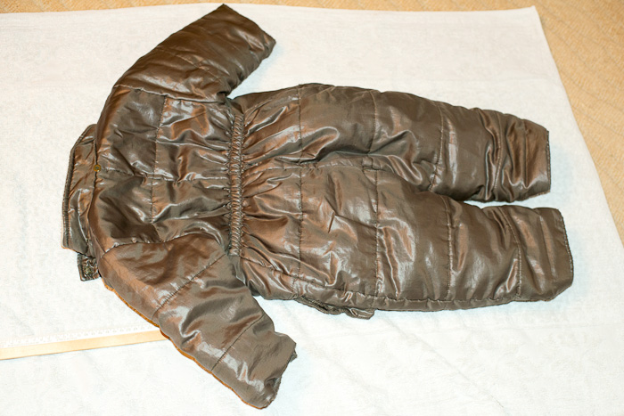 Разобрала детские вещи, всё на продажу. И немного взрослых вещей тоже (в конце списка).