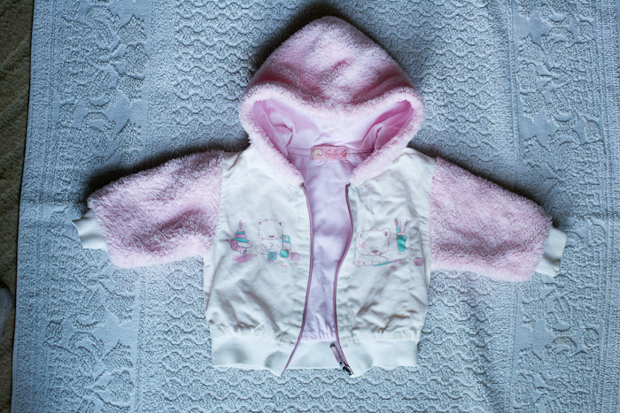 Разобрала детские вещи, всё на продажу.