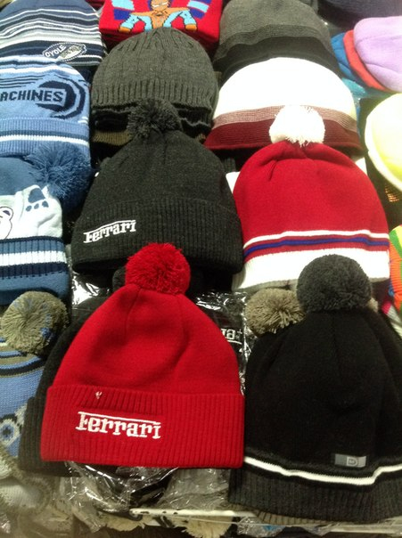 Все шапки по 290 руб