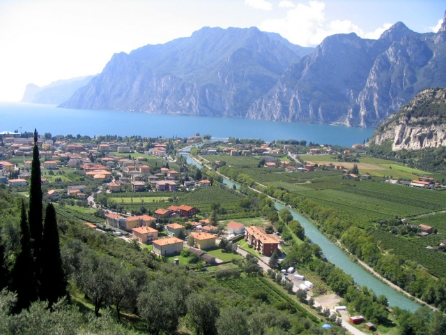 Отпуск в чемодане ))) хотя до мая ещё долгооо...