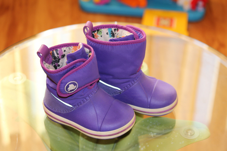 Crocs (С7), Капика (Kapika, разм.23), Minimen (разм.23), PrettyGirl (разм.23)