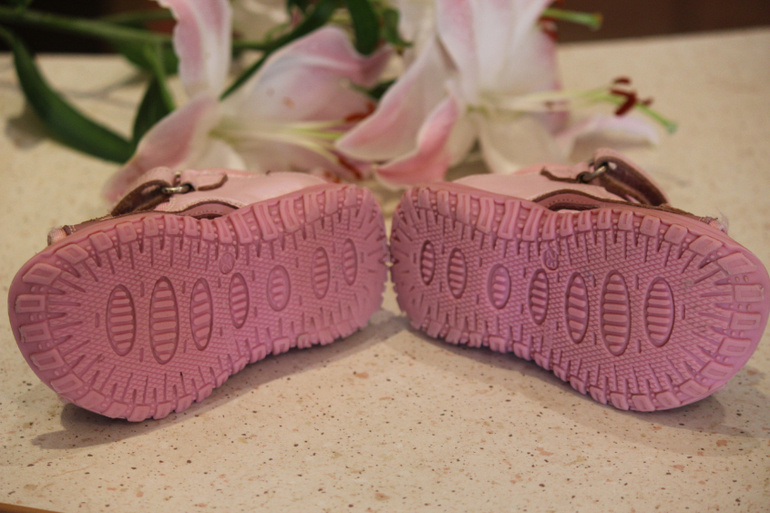 Crocs (С7), Капика (Kapika, разм.23), Minimen (разм.23), PrettyGirl (разм.23)