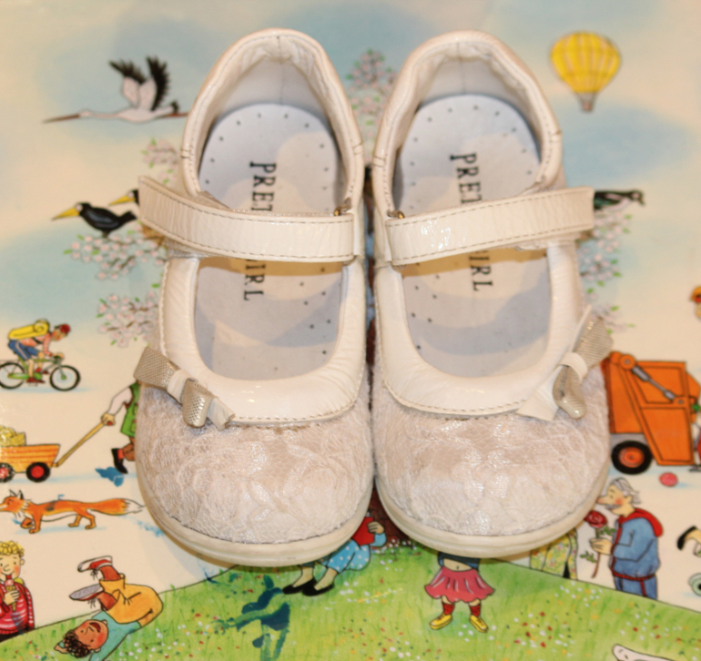 Crocs (С7), Капика (Kapika, разм.23), Minimen (разм.23), PrettyGirl (разм.23)