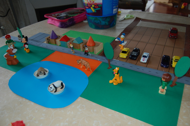 А мы сегодня построили целый город!