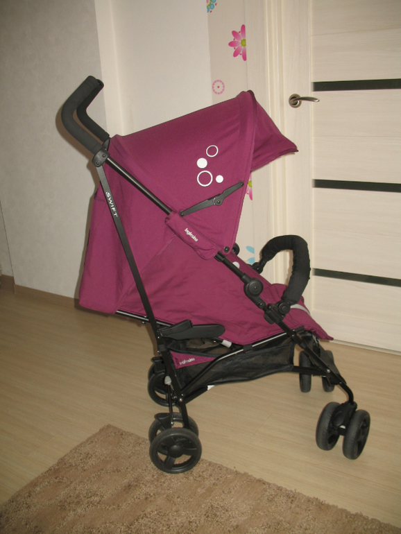 Коляска Inglesina Swift с бампером 3800 рублей.