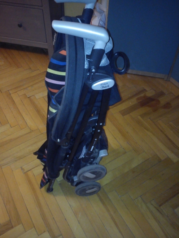 Продаю трость Peg-Perego Pliko Mini, б/у 2000 руб.