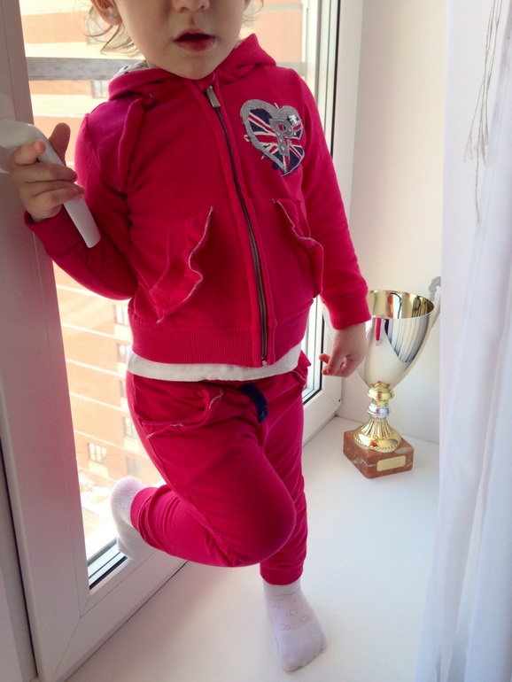 Как здорово быть девочкой)))