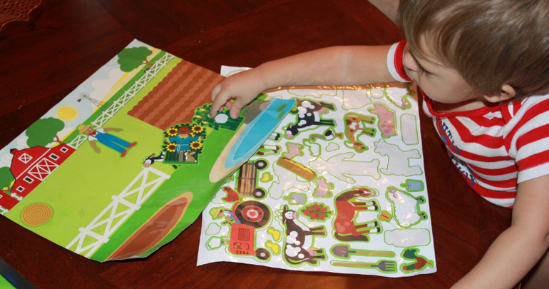 Игрушки в год и десять