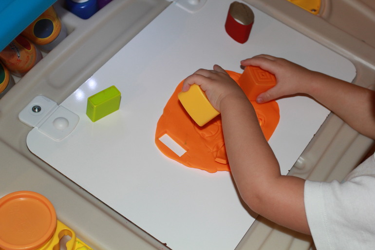 Знакомство с геометрическими фигурами