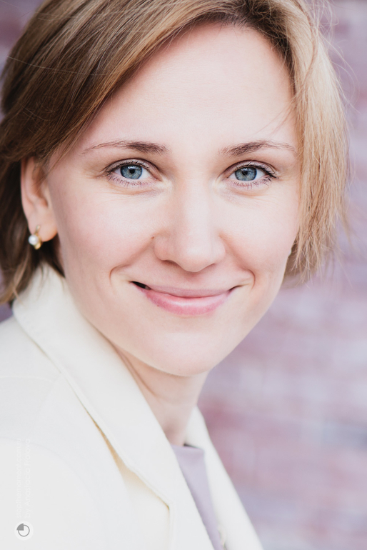 Иногда необходимо вернуться в прошлое, чтобы понять, что счастлив в настоящем...