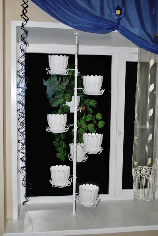 Подставки для большого количества цветов в любой уголок России почтой!