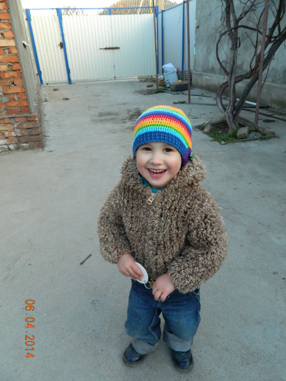 Радужная шапка